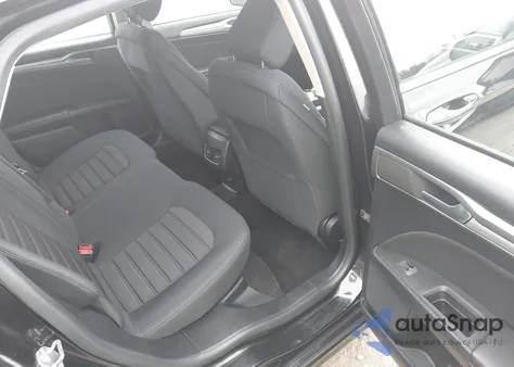 2020 Ford Fusion Se z USA, uszkodzony, nr VIN 3FA6P0HD1LR145216